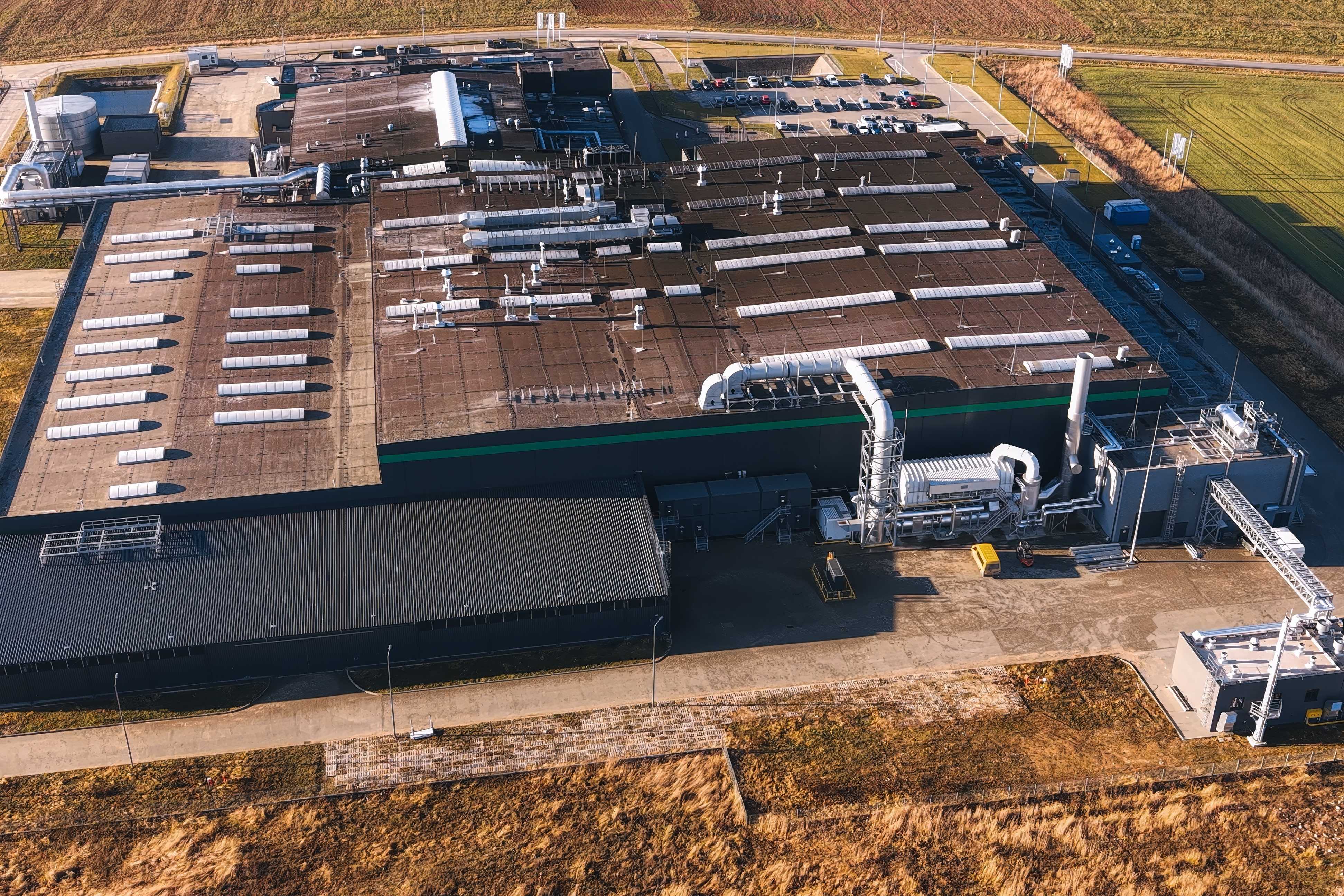Aerial view of an industrial waste-to-energy facility
